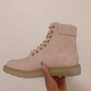 Pink Cliffs Boots